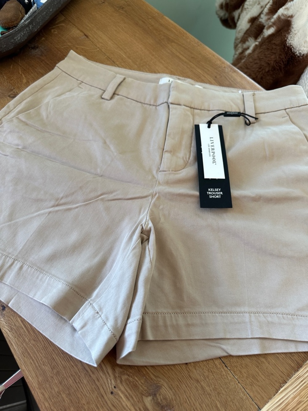 Liverpool Kelsey High-Waist Tailored Shorts in Beige